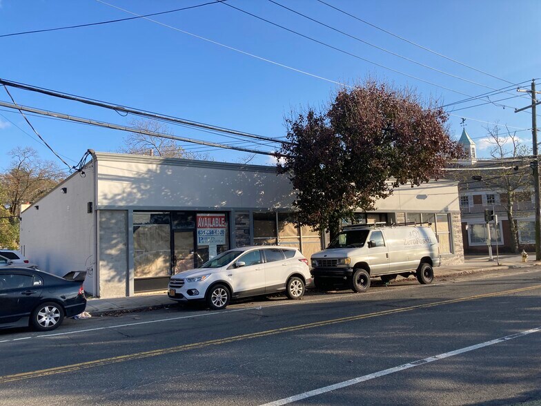 1570 New York Ave, Huntington Station, NY 11746 UK