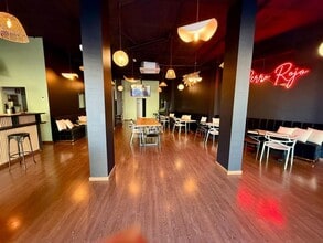 Retail in Roses, Gerona to rent Interior Photo- Image 2 of 10