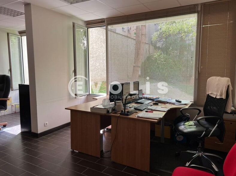 Office in Paris for sale - Interior Photo - Image 3 of 13