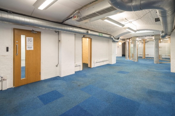 Kingsway Pl, London, LND EC1R 0LU - Unit 47 - - Interior Photo - Image 2 of 6