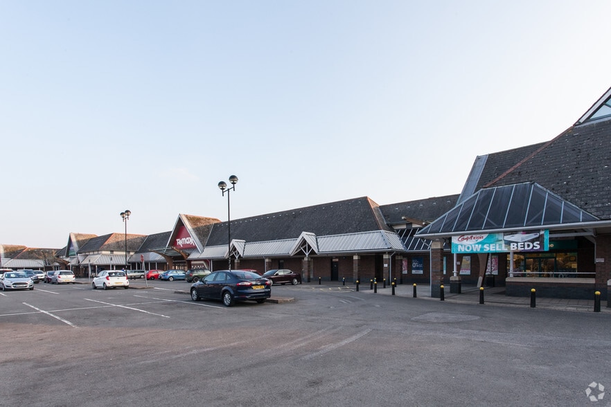 Cardiff Gate Retail Park, Cardiff to rent - Building Photo - Image 2 of 7
