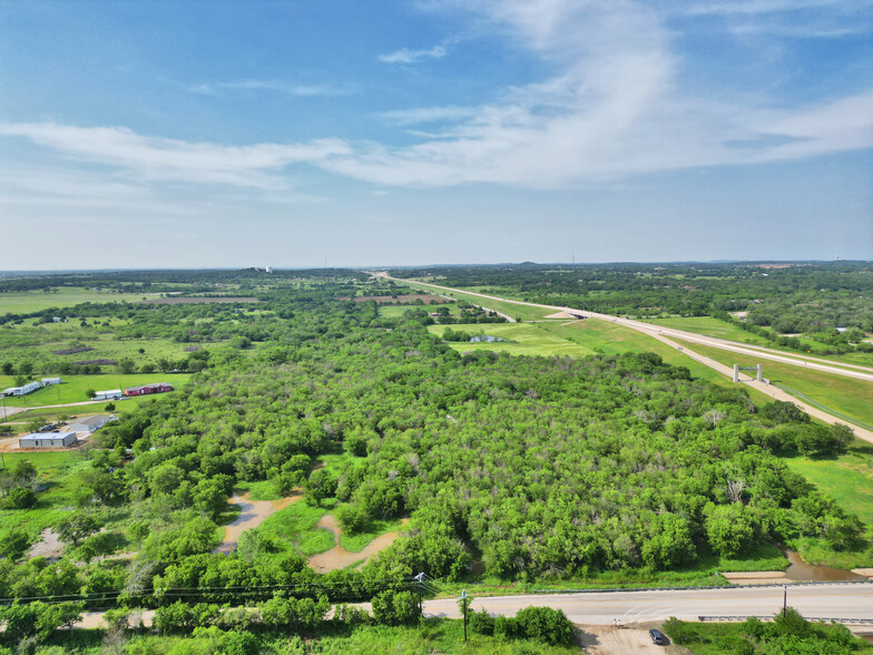 1900 County Road 904, Joshua, TX for sale - Building Photo - Image 2 of 4