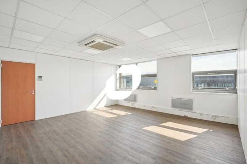 61-65 Avenue Gabriel Péri, Asnières-sur-Seine for sale - Interior Photo - Image 3 of 10