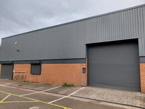 Bridgnorth Rd, Wombourne to rent Building Photo- Image 1 of 1