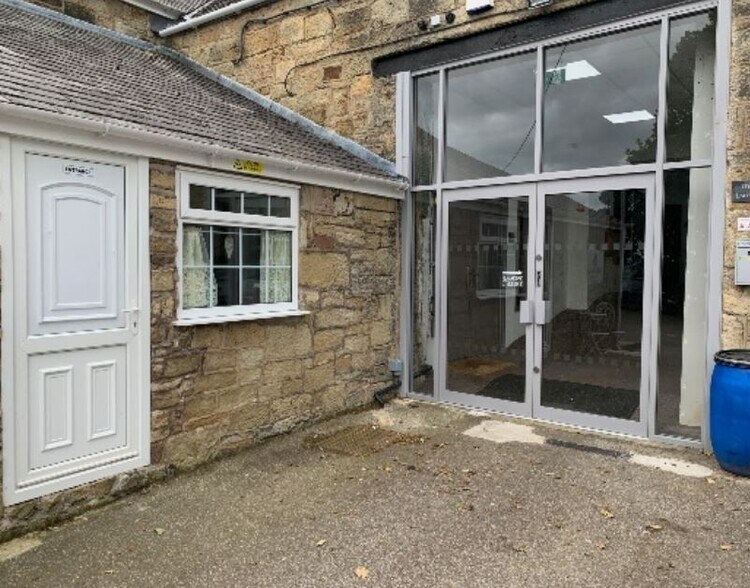 Moss Rd, Wrexham for sale - Primary Photo - Image 1 of 1