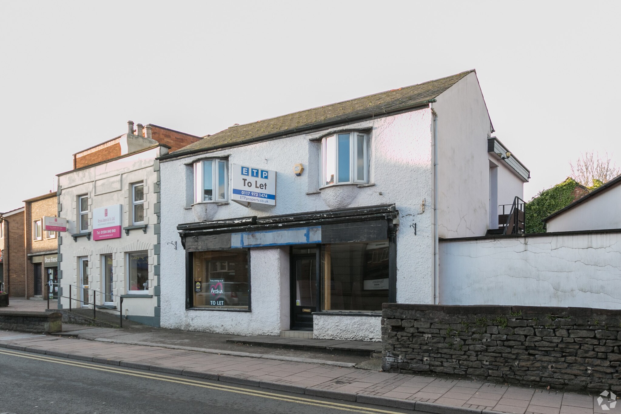23 Newerne St, Lydney for sale Primary Photo- Image 1 of 1