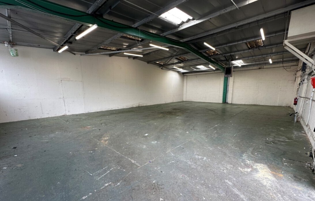 2 Lyon Clos, Wigston for sale Building Photo- Image 1 of 1