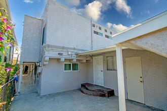 932 Fraser Ave, Los Angeles, CA for rent Building Photo- Image 1 of 95