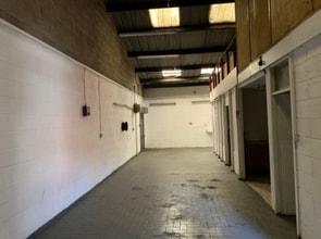 Stanningley Rd, Leeds to rent Interior Photo- Image 2 of 2