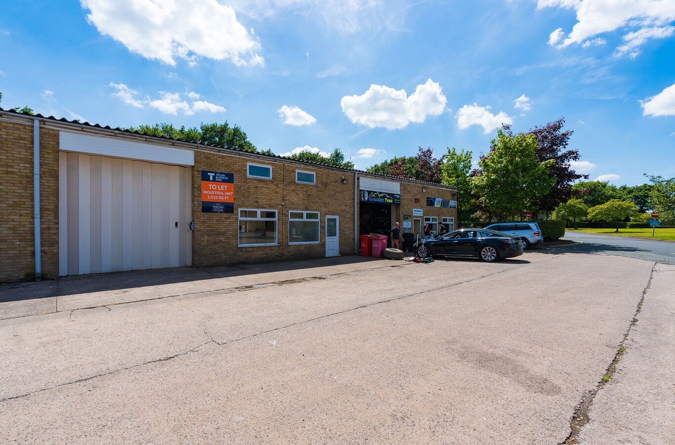 New Hall Ln, Warrington, WA3 6BL UK