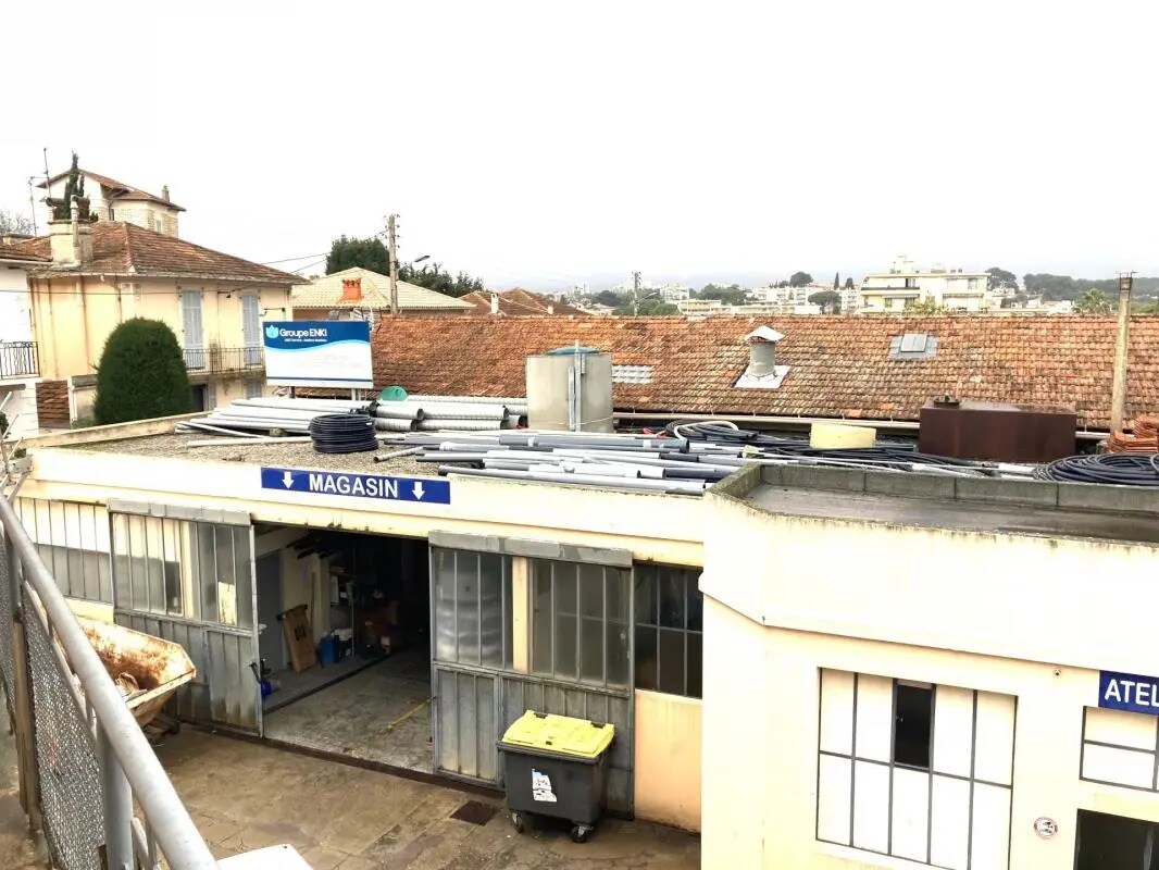 Industrial in Cannes for sale Building Photo- Image 1 of 11