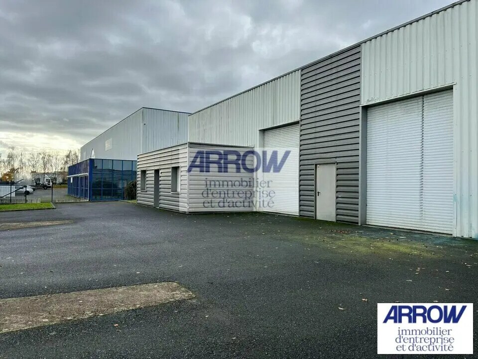 Light Industrial in Sainte-Luce-sur-Loire to rent Building Photo- Image 1 of 3
