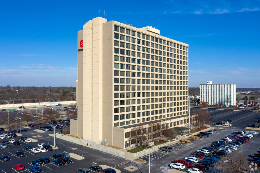 1941 Bishop Ln, Louisville, KY for rent - Building Photo - Image 1 of 15