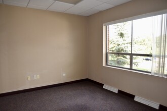 435 N Broadway St, De Pere, WI for rent Building Photo- Image 1 of 11