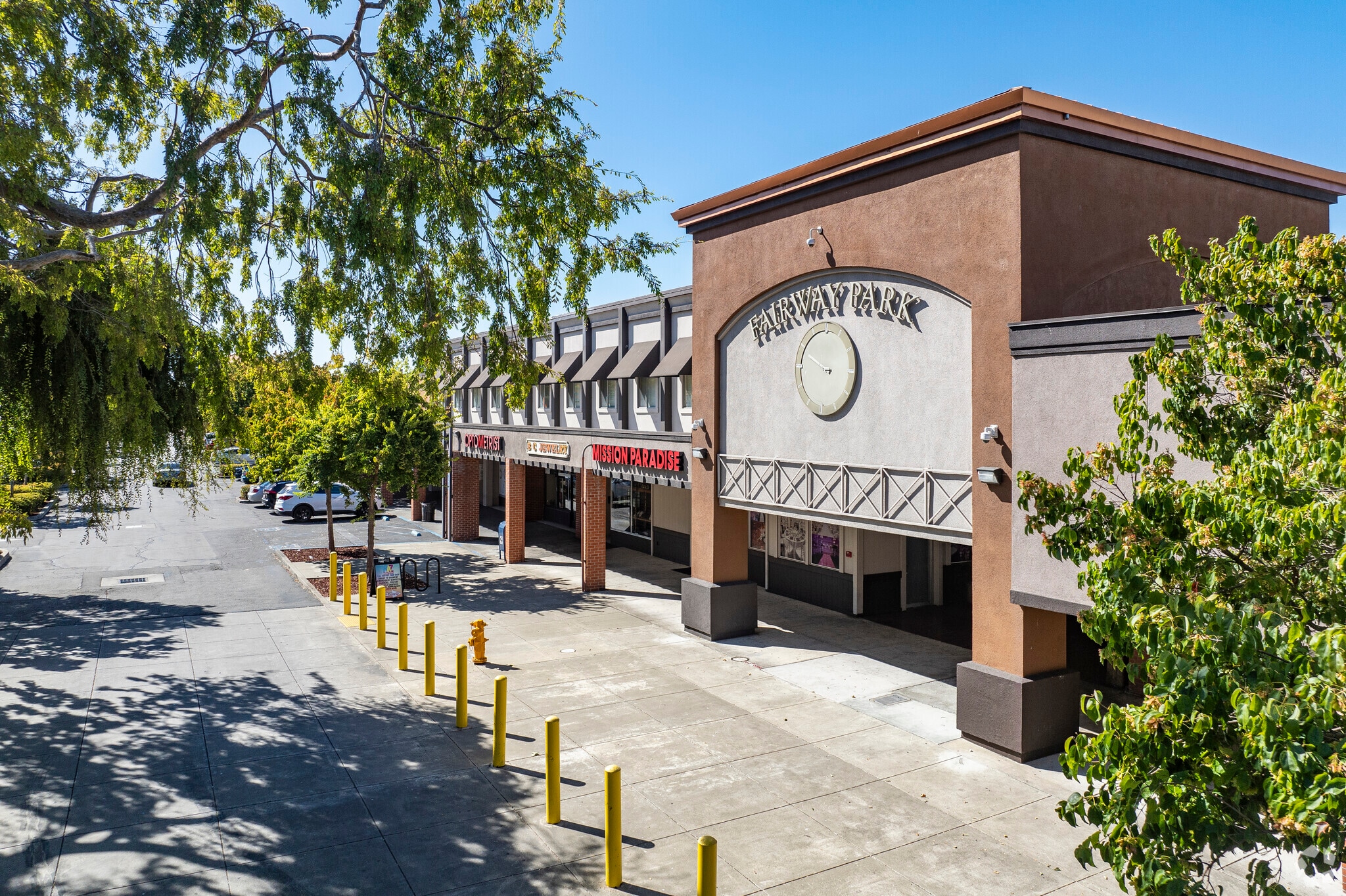 31123 Mission Blvd, Hayward, CA to rent Building Photo- Image 1 of 15