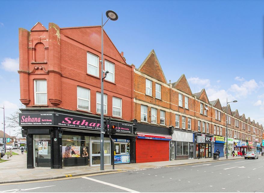 London Rd, Mitcham for sale Primary Photo- Image 1 of 1