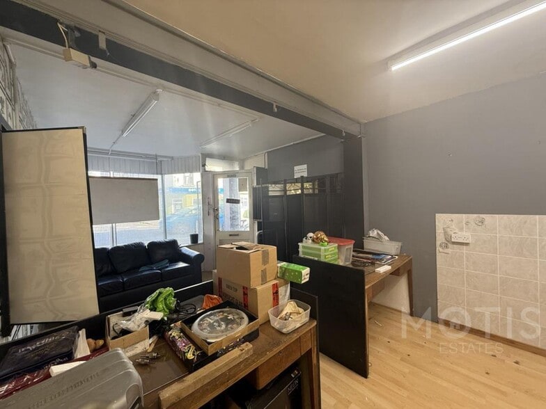 51 Black Bull Rd, Folkestone to rent - Interior Photo - Image 3 of 6