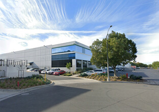 250 Airport Cir, Corona, CA for sale Building Photo- Image 1 of 1