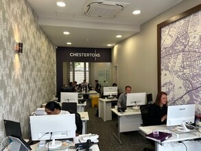 153 Upper Richmond Rd, London to rent Interior Photo- Image 2 of 4