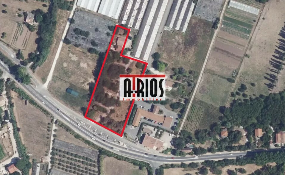 Land in La Crau to rent - Aerial - Image 1 of 1