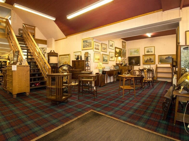 Castle Close Antiques, Dornoch for sale - Building Photo - Image 3 of 11