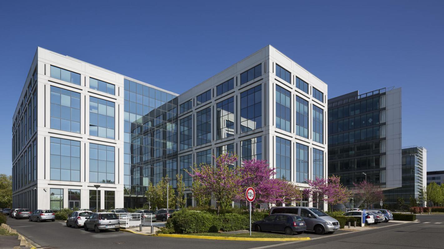 Office in Rungis to rent Building Photo- Image 1 of 4