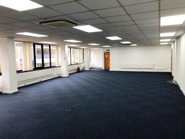 22-48 Friar Ln, Nottingham to rent - Interior Photo - Image 3 of 11