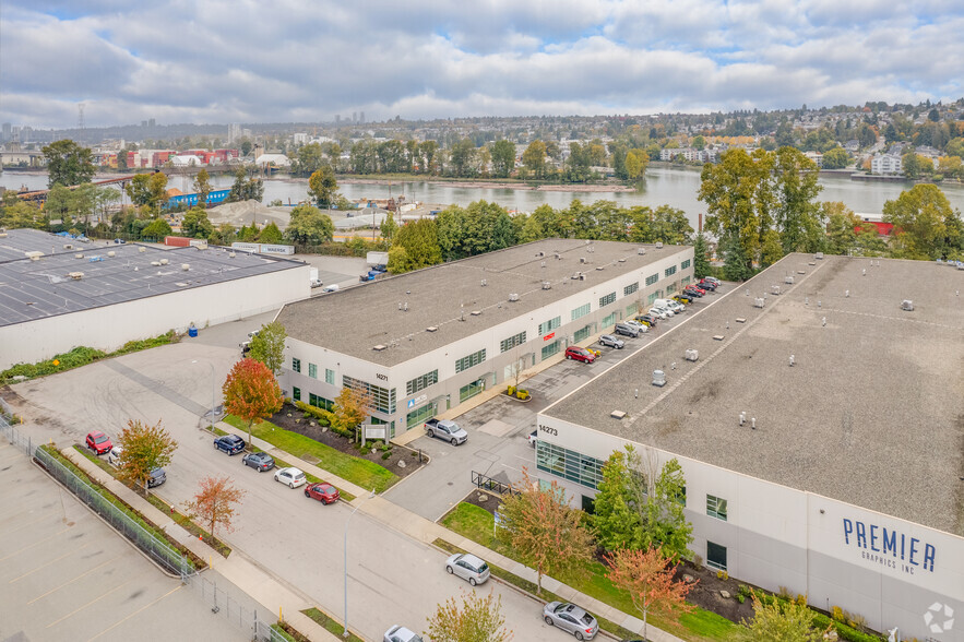 14271 Knox Way, Richmond, BC for rent - Aerial - Image 3 of 4