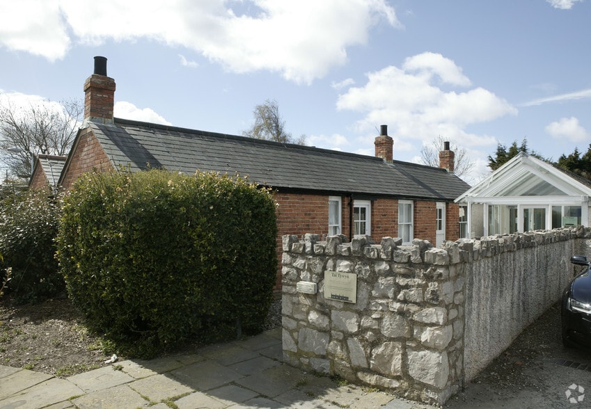 Sandy Ln, Prestatyn to rent - Building Photo - Image 2 of 4