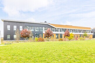 More details for 97 Rue Martha Desrumaux, Nanterre - Light Industrial to Rent