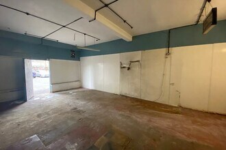 2 Constance St, London to rent Interior Photo- Image 1 of 3