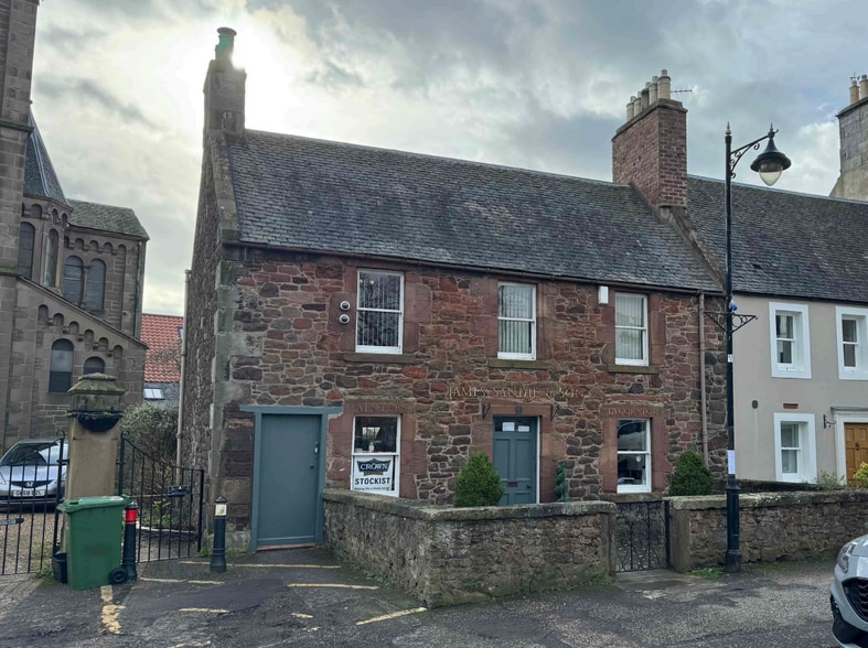 4 The Sq, East Linton for sale - Building Photo - Image 1 of 1