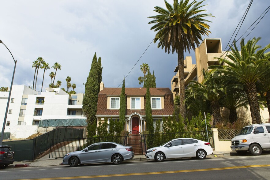 6551 Franklin Ave, Los Angeles, CA for sale - Primary Photo - Image 1 of 1