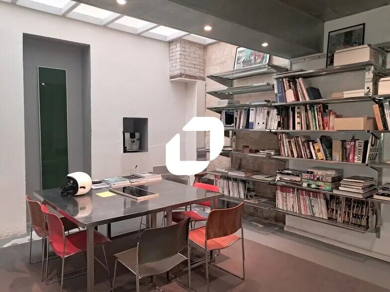 Office in Bordeaux to rent - Building Photo - Image 1 of 7