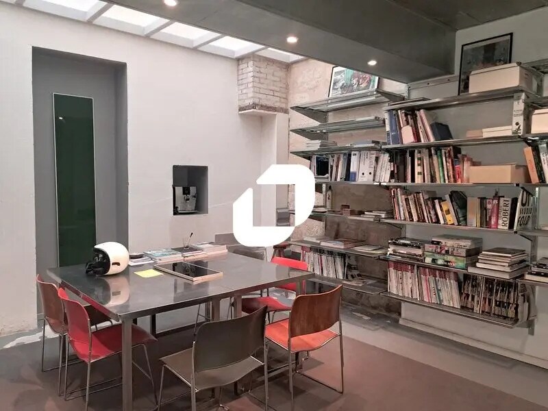 Office in Bordeaux to rent Building Photo- Image 1 of 8