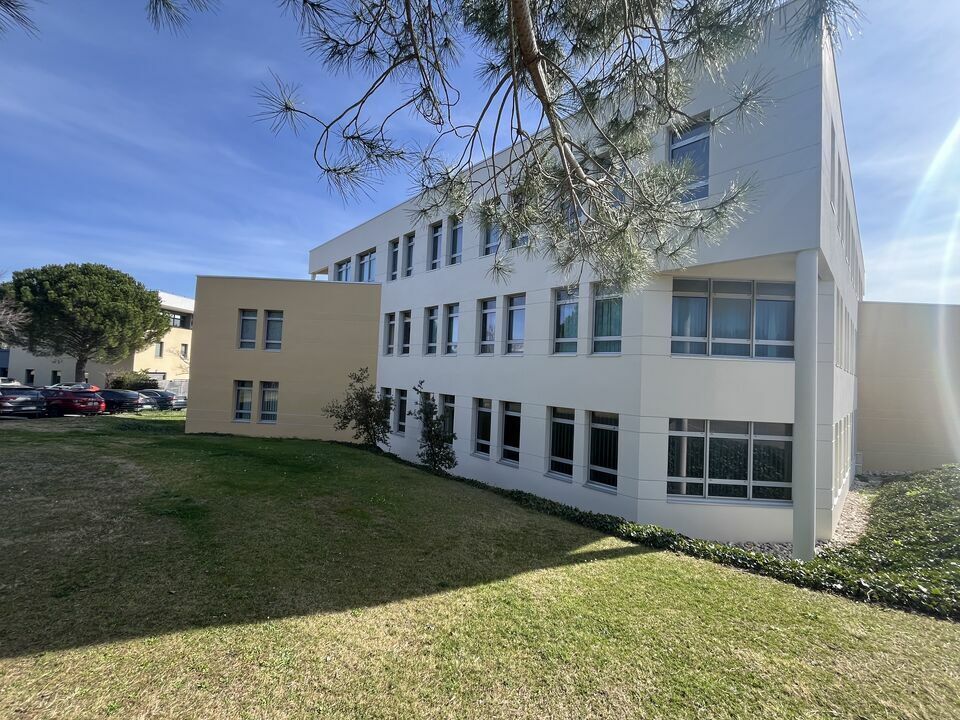 Office in LES MILLES for sale Building Photo- Image 1 of 9