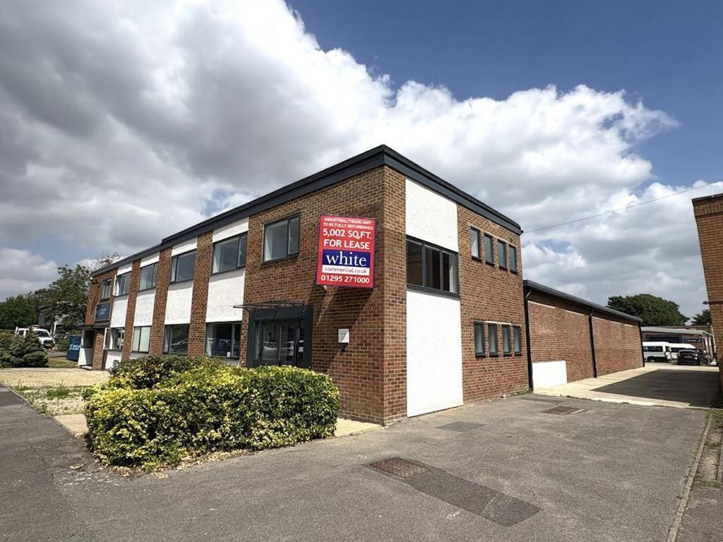 Unit D2 Telford Rd, Bicester to rent Building Photo- Image 1 of 13