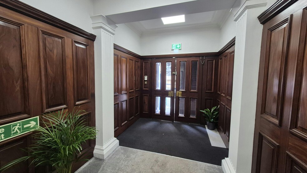 95 West Regent St, Glasgow to rent - Building Photo - Image 2 of 10
