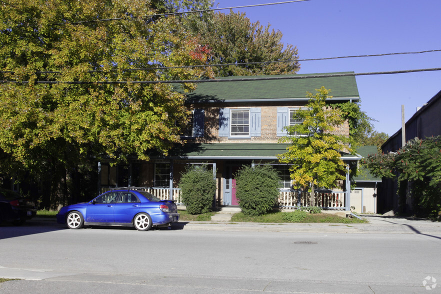 202 Main St, Schomberg, ON for rent - Building Photo - Image 2 of 2