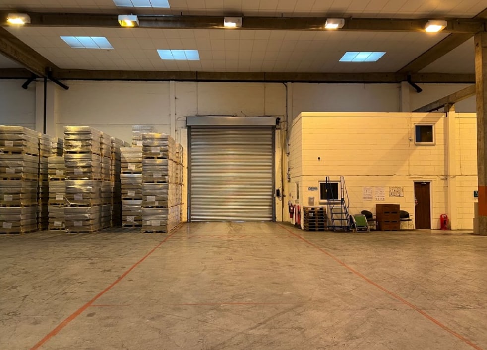 Eldon Way, Crick to rent Interior Photo- Image 1 of 1