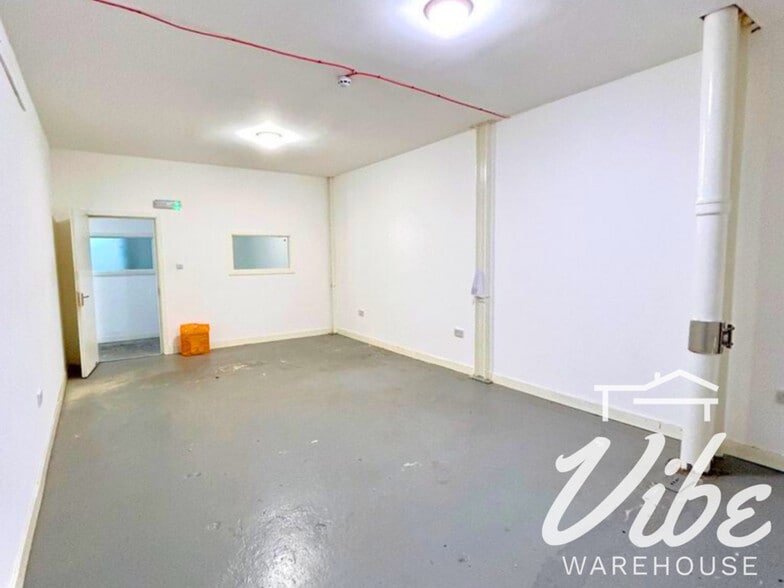 Mill Mead Rd, London to rent - Building Photo - Image 2 of 4