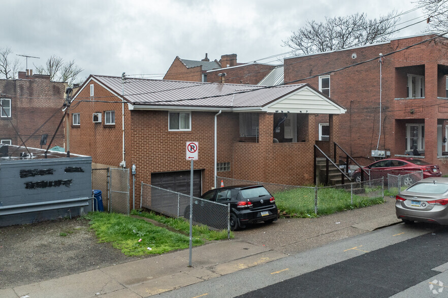 377 Mckee Pl, Pittsburgh, PA for sale - Building Photo - Image 3 of 8