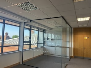 4 Beaconsfield Rd, St Albans to rent Interior Photo- Image 2 of 3