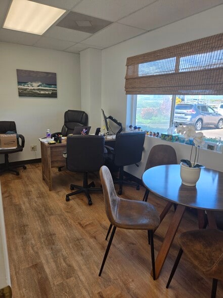 400 Ala Makani St, Kahului, HI to rent - Building Photo - Image 3 of 18