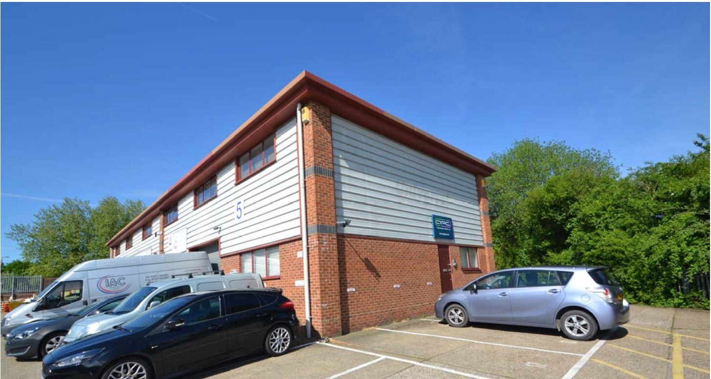 Radford Crescent, Billericay for sale Primary Photo- Image 1 of 1