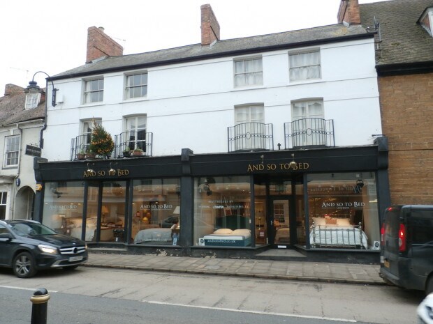 215-217 Watling St, Towcester for sale Primary Photo- Image 1 of 1