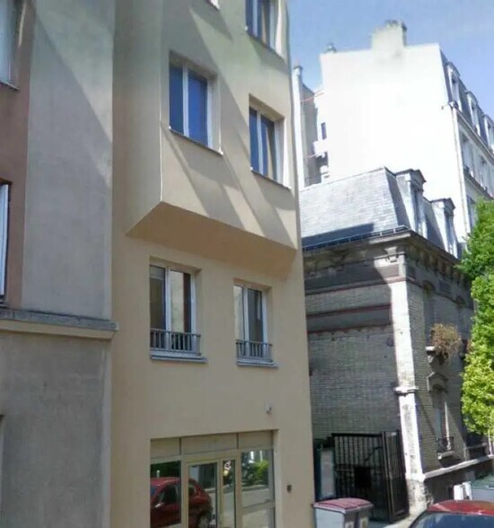 Office in Montrouge to rent - Building Photo - Image 1 of 7