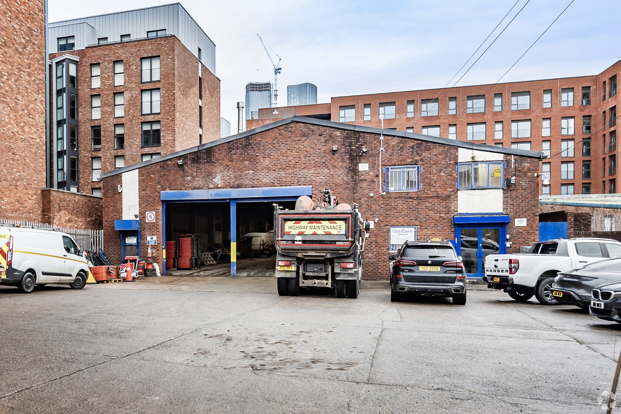 3 Worrall St, Salford to rent Primary Photo- Image 1 of 20