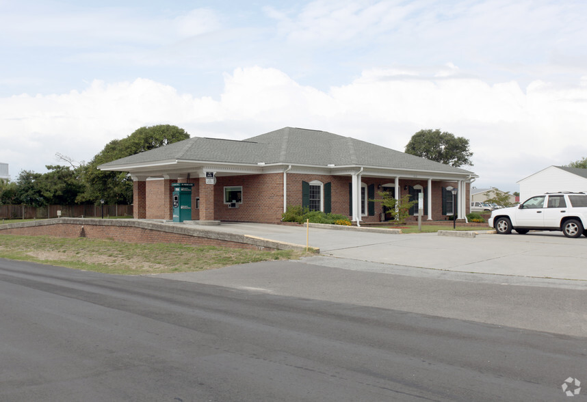 4815 E Oak Island Dr, Oak Island, NC for sale - Primary Photo - Image 1 of 1