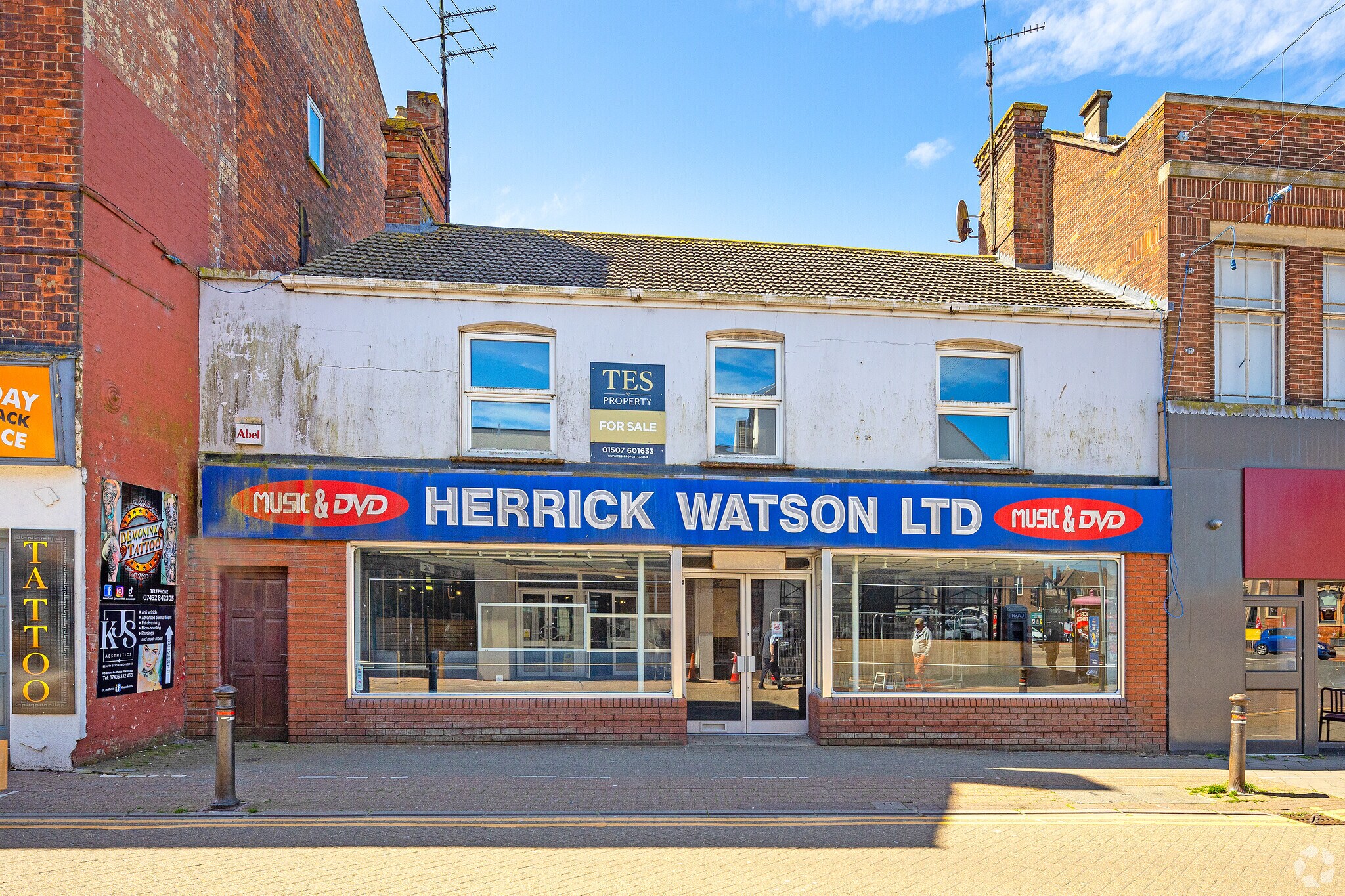8 High St, Skegness for sale Primary Photo- Image 1 of 3